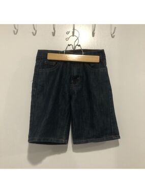 𝅺boy's Red Ape denim short Size 7/XL